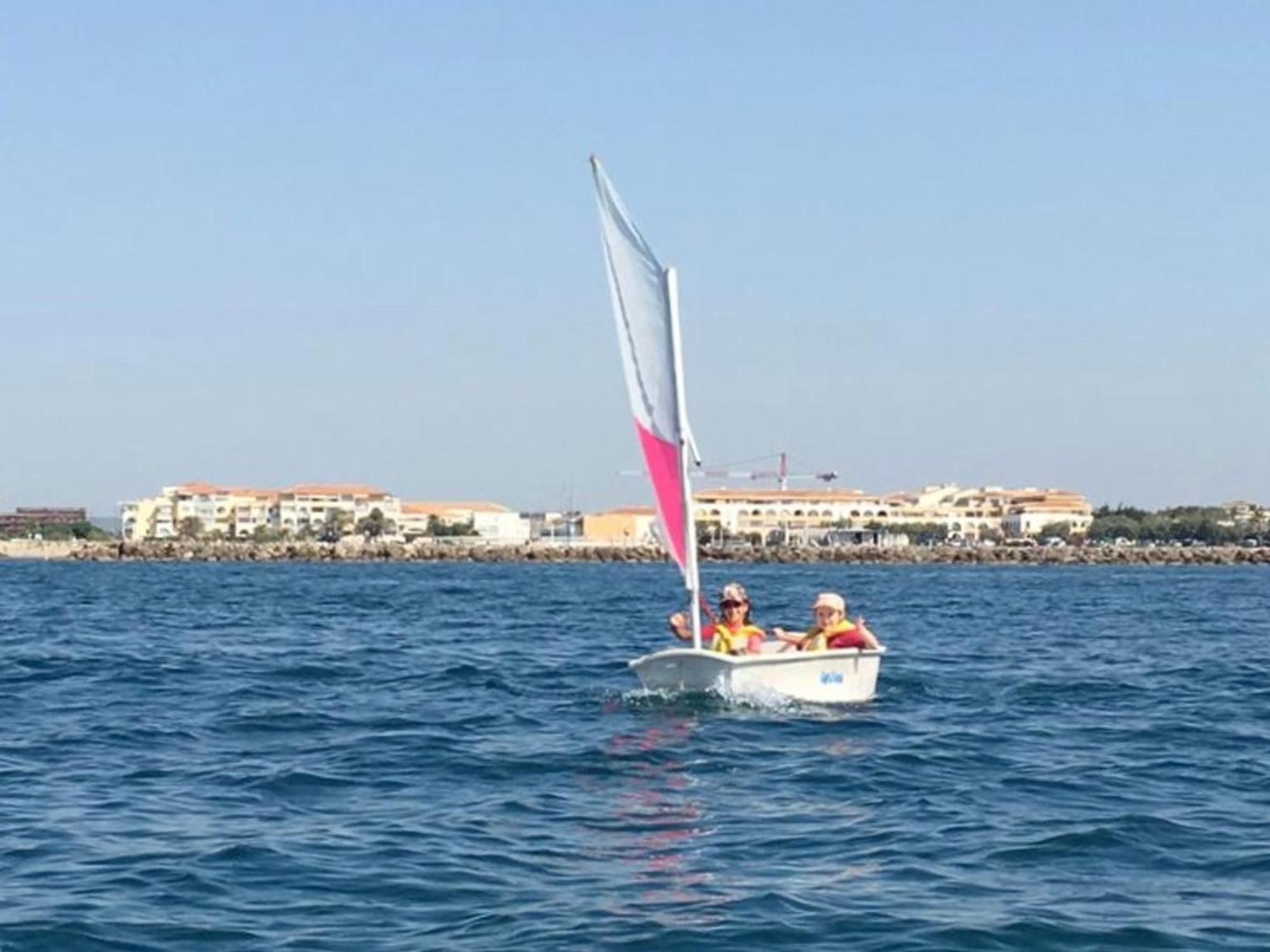 Appartement 3 Pieces Avec Terrasse Et Wifi A Sete, 4 Couchages - Fr-1-338-596